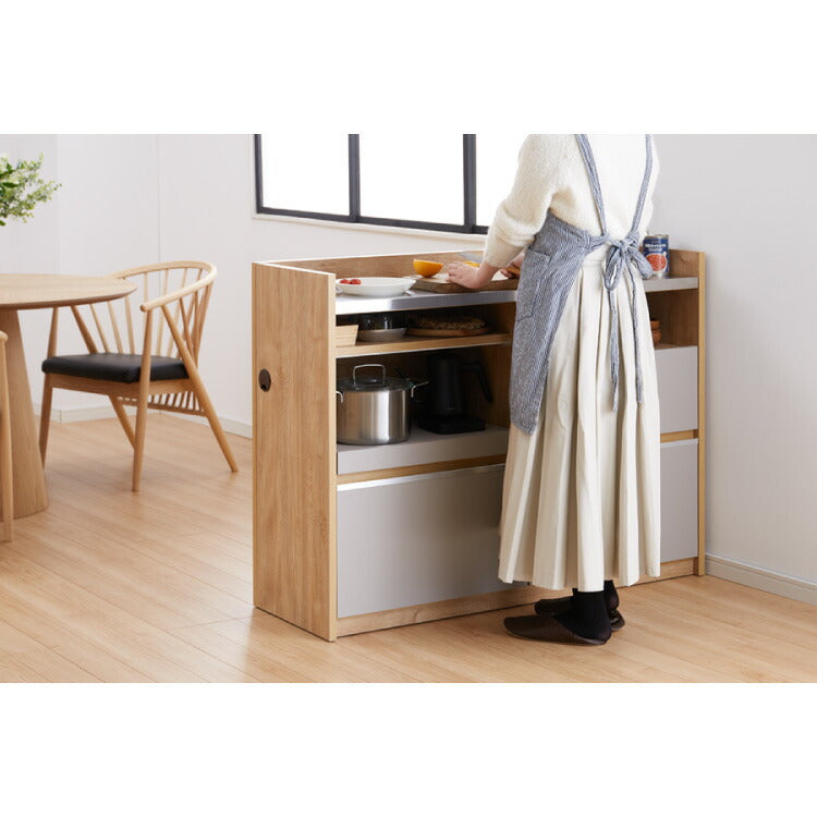 手元を隠す キッチンカウンター 間仕切り 完成品 幅120 ステンレス天板 モイス加工 スライド棚 耐水 耐熱 コンセント付き 引き出し 食器棚 キッチンボード グレー オーク ブラウン(代引不可)