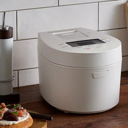 アイリスオーヤマ 銘柄炊き IHジャー炊飯器 3合 IH炊飯器 RC-IL30 ホワイト 小型 コンパクト 9通りの炊き分け 銘柄炊き 極厚火釜 低温調理IRIS OYAMA(代引不可)