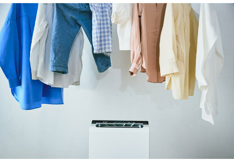 siroca シロカ 除湿器 衣類乾燥除湿機 除湿量7.6L デシカント パワフル除湿 速乾 2000ml大容量 乾きムラ 生乾き臭 湿気 冬場の結露対策 スタイリッシュ SDD-7D151