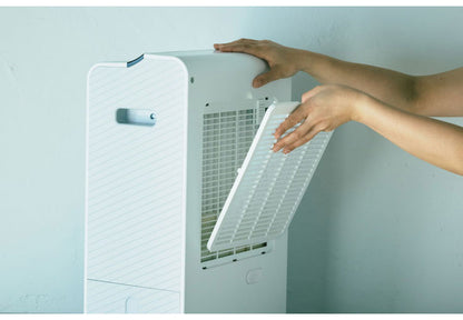 siroca シロカ 除湿器 衣類乾燥除湿機 除湿量7.6L デシカント パワフル除湿 速乾 2000ml大容量 乾きムラ 生乾き臭 湿気 冬場の結露対策 スタイリッシュ SDD-7D151