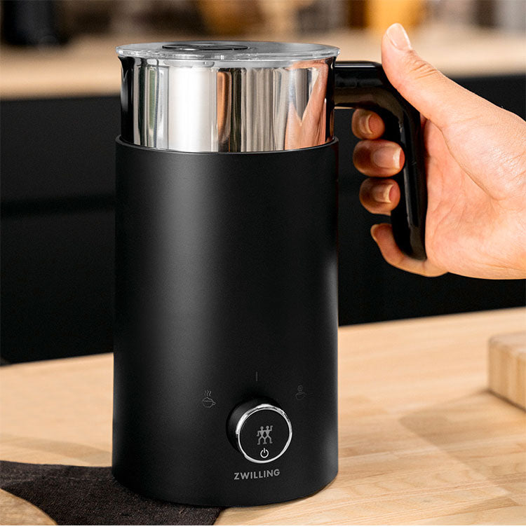 ツヴィリング エンフィニジー ミルクフォーマー 電動 クリーマー ミルクフォーサー 泡立て器 静音 シルバー ブラック おしゃれ ZWILLING Enfinigy 日本正規品 53104-300 53104-301(代引不可)
